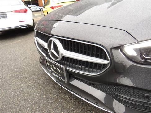 Used 2025 Mercedes-Benz C 300 4MATIC Sedan image 23