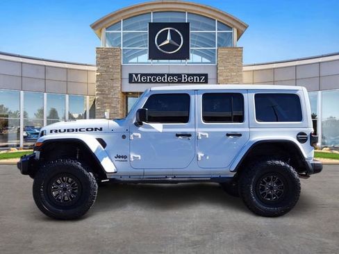 Used 2022 Jeep Wrangler Unlimited Rubicon w/ Trailer Tow Package image 2