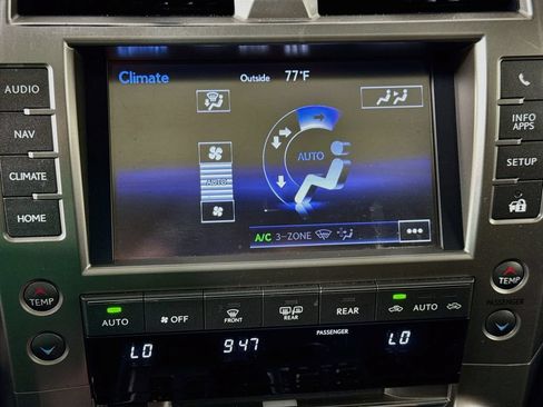 Used 2018 Lexus GX 460 Premium w/ Premium Package AWD/4WD image 16