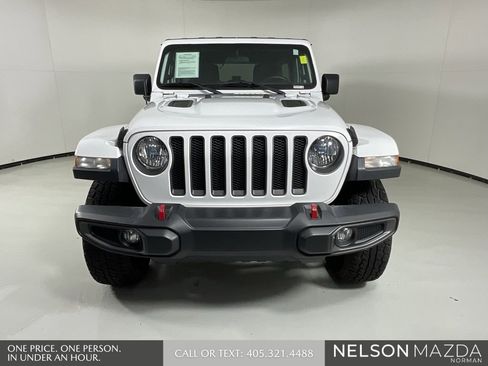 Used 2018 Jeep Wrangler Unlimited Rubicon w/ Dual Top Group image 2