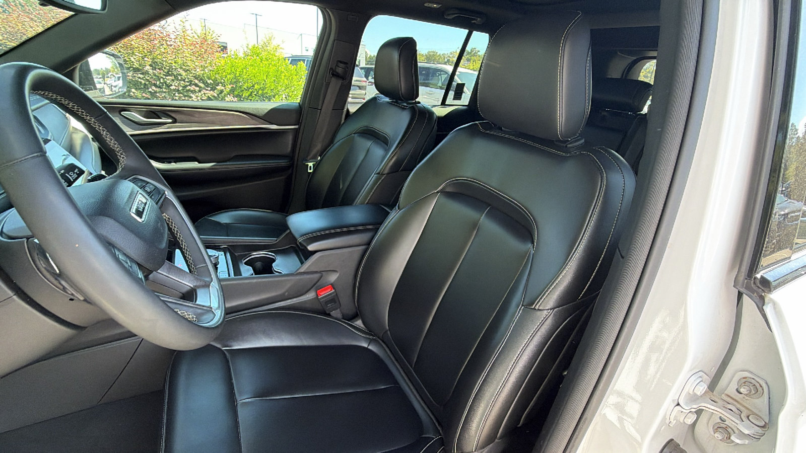 Used 2024 Jeep Grand Cherokee Limited 4xe AWD/4WD image 18