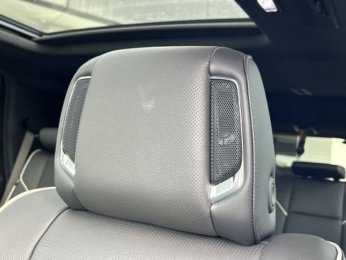 New 2026 Cadillac Escalade Luxury w/ Touring Package image 22