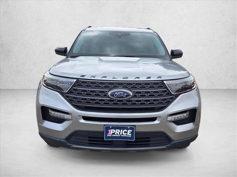 Certified 2023 Ford Explorer XLT w/ Equipment Group 202A RWD image 2
