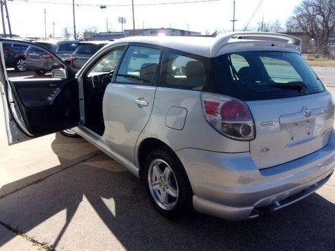 Used 2007 Toyota Matrix XR image 7