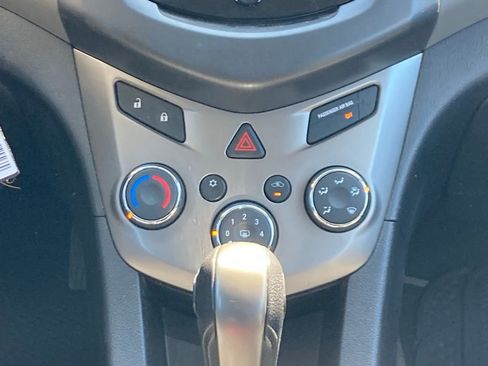 Used 2016 Chevrolet Sonic LT FWD image 12