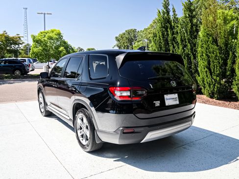 Certified 2024 Honda Pilot EX-L image 8