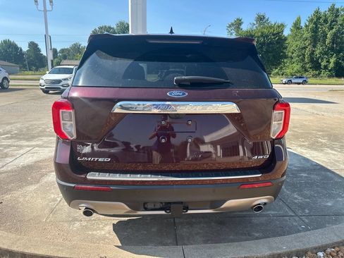 Used 2022 Ford Explorer Limited w/ Equipment Group 301A AWD/4WD image 4