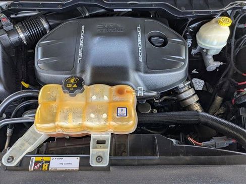 Used 2016 RAM 1500 Laramie RWD image 21