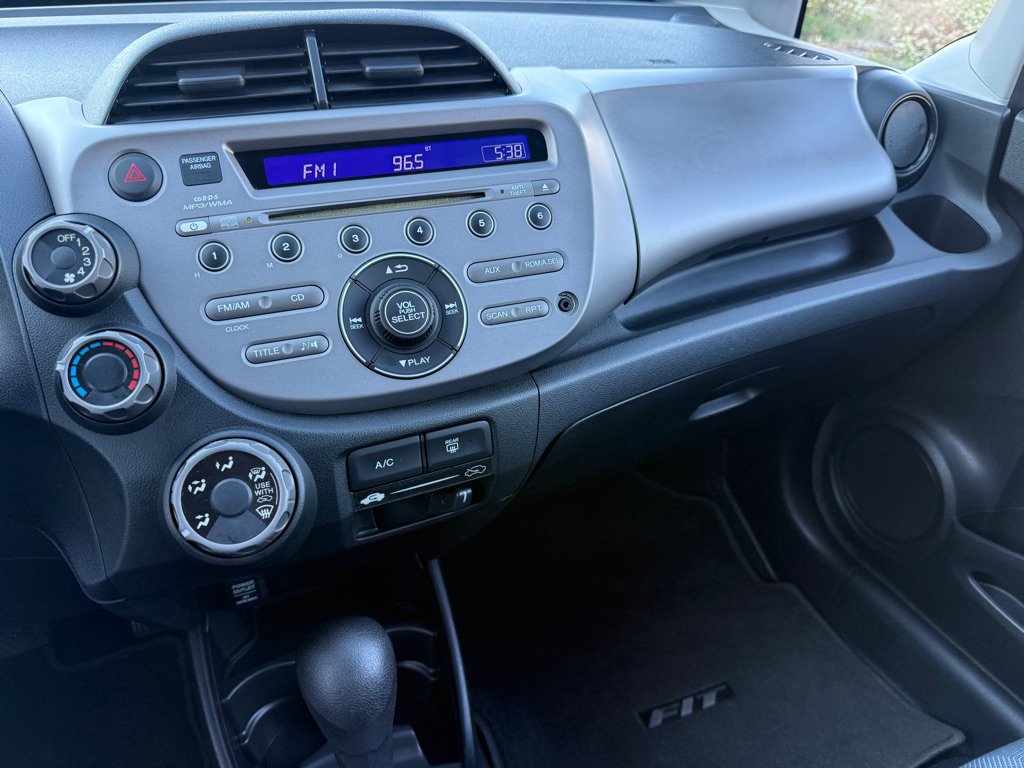 Used 2009 Honda Fit Sport image 11