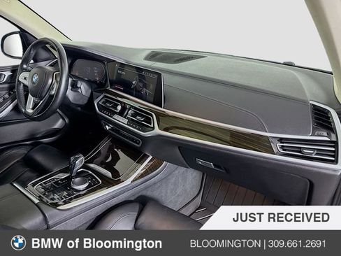 Used 2021 BMW X7 xDrive40i w/ Parking Assistance Package image 30