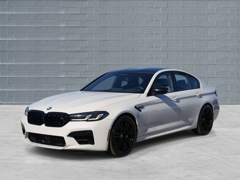 Used 2023 BMW M5 image 3