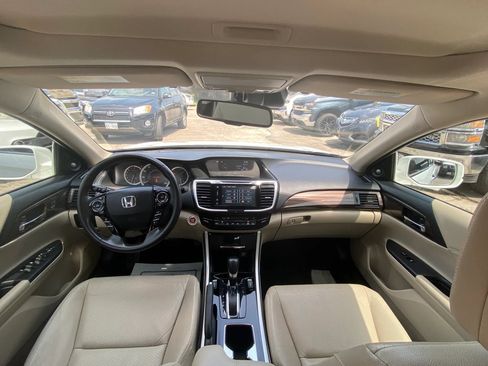 Used 2016 Honda Accord EX-L image 11