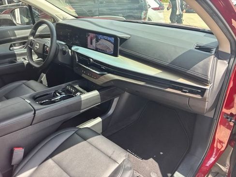 Used 2025 Nissan Murano SL AWD/4WD image 12