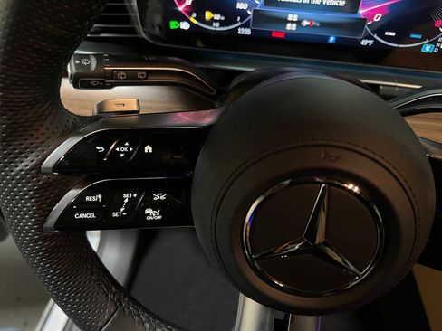 New 2026 Mercedes-Benz GLS 450 4MATIC image 35