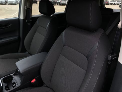 Used 2024 Honda CR-V EX image 12