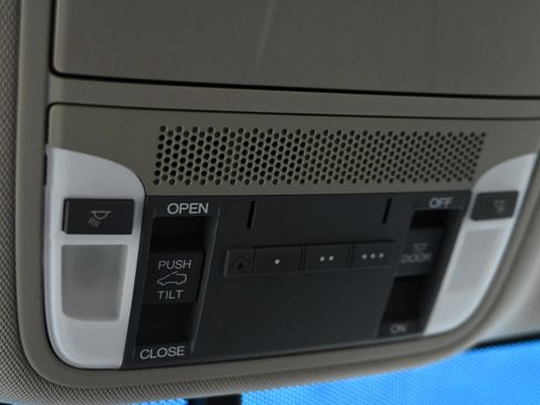 Used 2013 Acura RDX FWD w/ Technology Package image 30