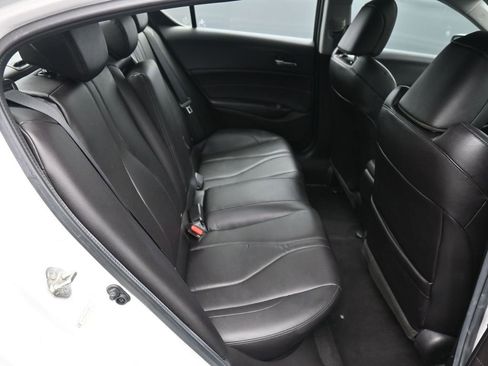 Used 2019 Acura ILX image 23
