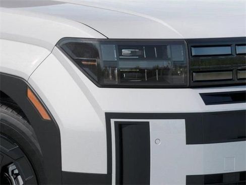 Used 2025 Hyundai Santa Fe XRT image 11