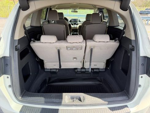 Certified 2018 Honda Odyssey LX image 5