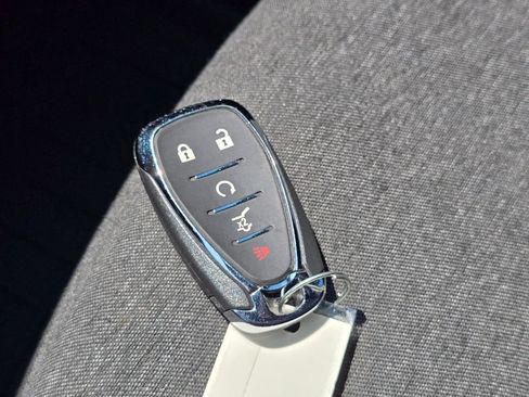 Used 2023 Chevrolet Equinox LT FWD image 32