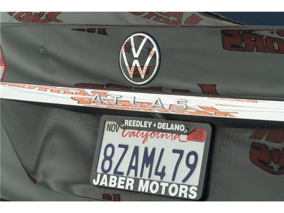Used 2022 Volkswagen Atlas SE w/ Black Wheel Package FWD image 39