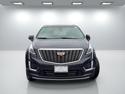 Certified 2025 Cadillac XT5 Premium Luxury image 2