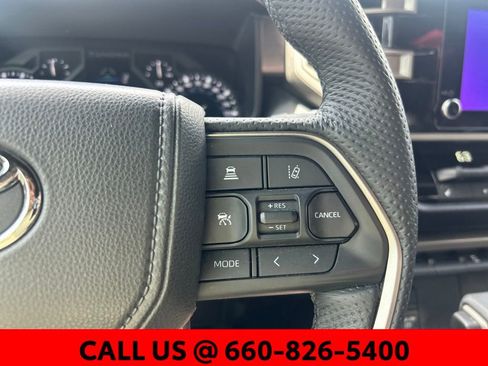 Used 2025 Toyota Tundra SR5 w/ SR5 Premium Package AWD/4WD image 14