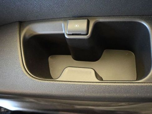 New 2025 Nissan Armada SL w/ Captain's Chari Seat Package image 23