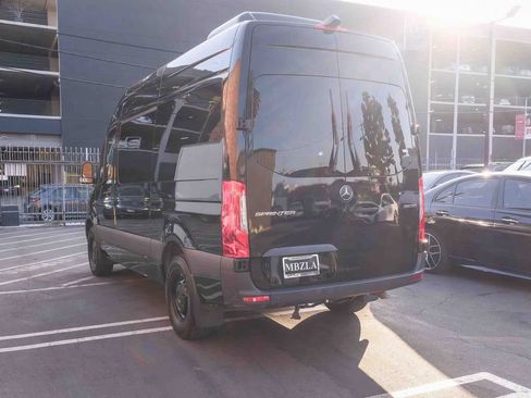 Used 2024 Mercedes-Benz Sprinter 2500 image 6