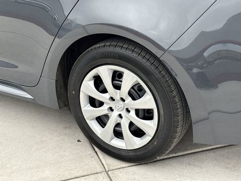Used 2023 Toyota Corolla LE FWD image 8