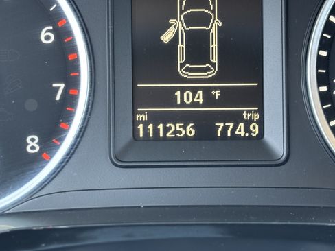Used 2015 Volkswagen Tiguan S FWD image 28