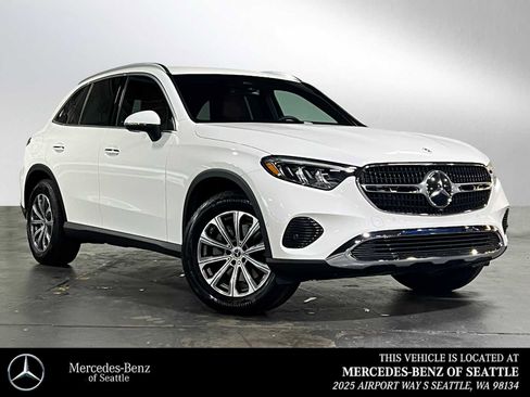 Used 2025 Mercedes-Benz GLC 300 GLC 300 image 1