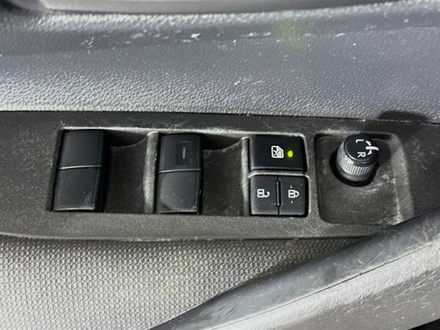 Used 2024 Toyota Corolla LE image 23