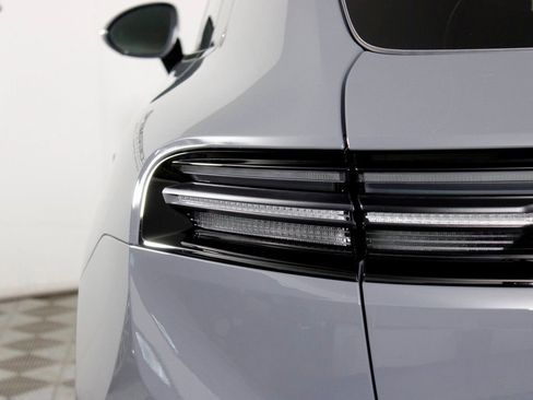 Certified 2025 Porsche Macan 4S Electric image 13