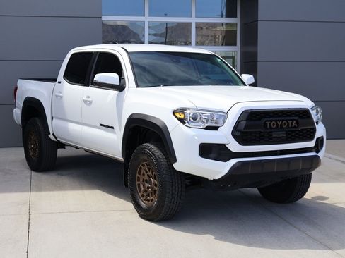 Used 2023 Toyota Tacoma 4x4 Double Cab w/ Trail Edition image 3