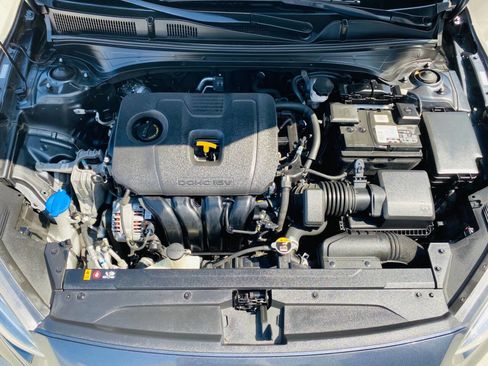 Used 2020 Kia Forte LXS image 32