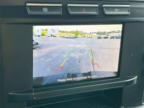 Used 2024 Ford F250 XLT image 32