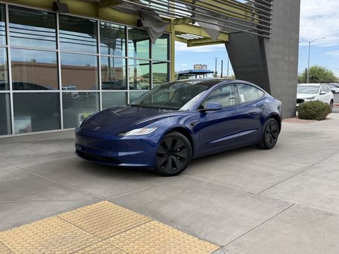 Used 2025 Tesla Model 3 Long Range RWD image 1