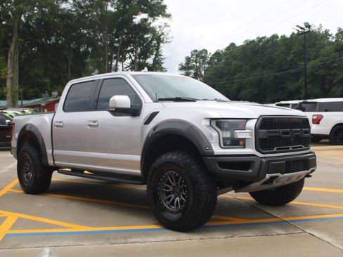 Used 2019 Ford F150 Raptor w/ Equipment Group 802A Luxury AWD/4WD image 1