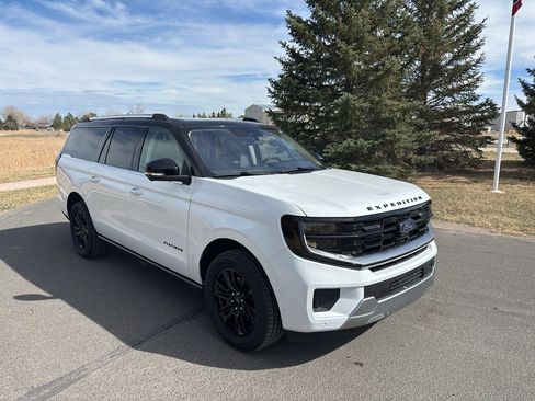 Used 2025 Ford Expedition Max Platinum AWD/4WD image 5