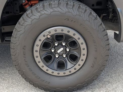 Used 2023 Ford F150 Raptor AWD/4WD image 9