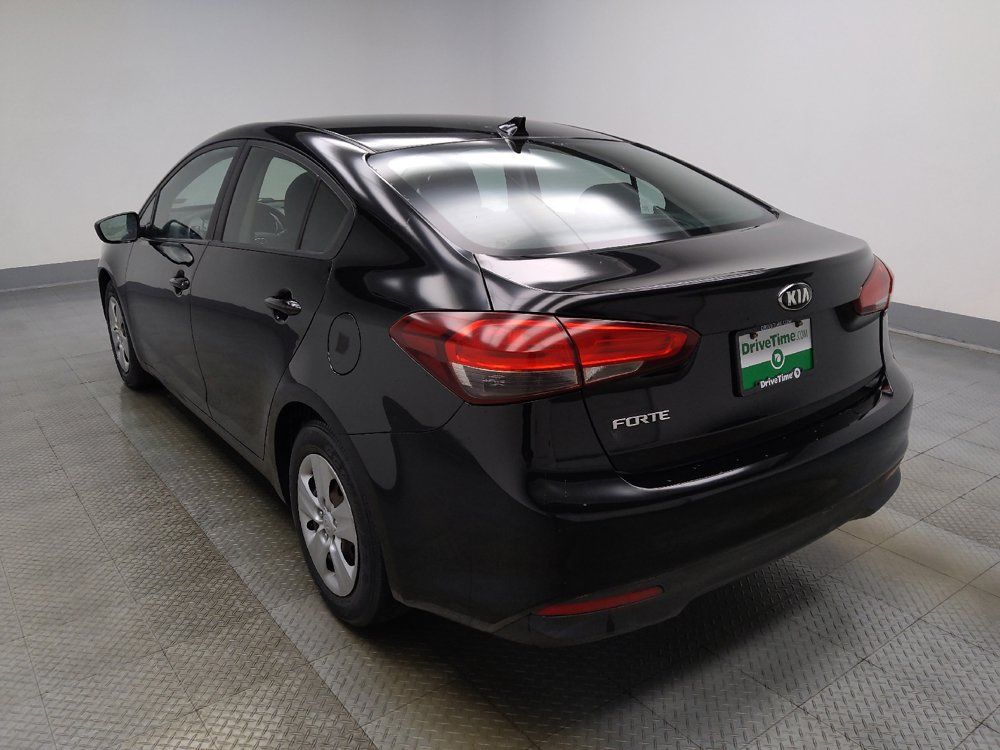 Used 2017 Kia Forte LX FWD image 5
