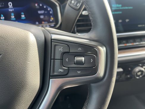 Used 2025 Chevrolet Silverado 1500 LT image 19