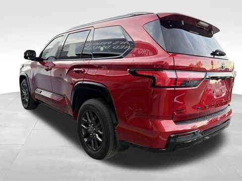 Used 2023 Toyota Sequoia Platinum image 8