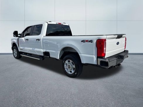Certified 2025 Ford F250 XLT image 7