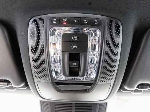 Used 2024 Mercedes-Benz GLE 580 4MATIC image 26