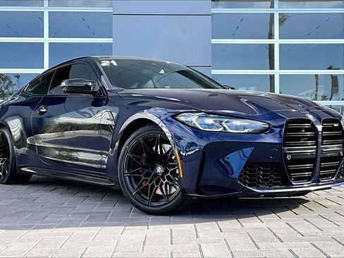 Used 2021 BMW M4 Coupe w/ Executive Package image 3