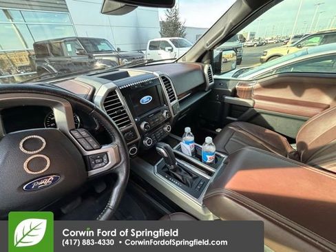 Used 2016 Ford F150 Platinum w/ Equipment Group 701A Luxury image 16