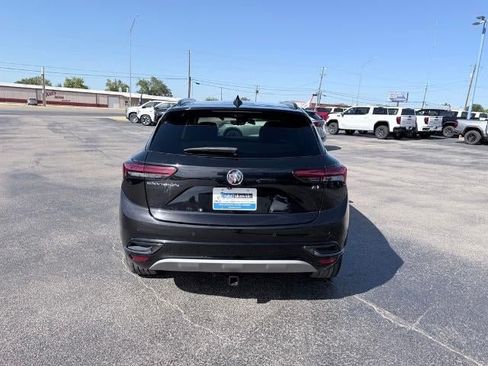 Used 2022 Buick Envision Essence w/ Technology Package II FWD image 4