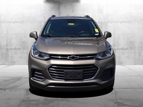 Used 2022 Chevrolet Trax LT w/ Sport Edition AWD/4WD image 4